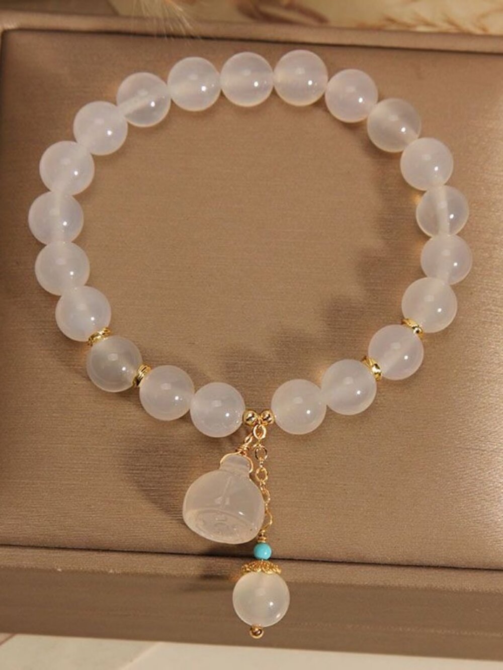 Natural white agate bracelet
